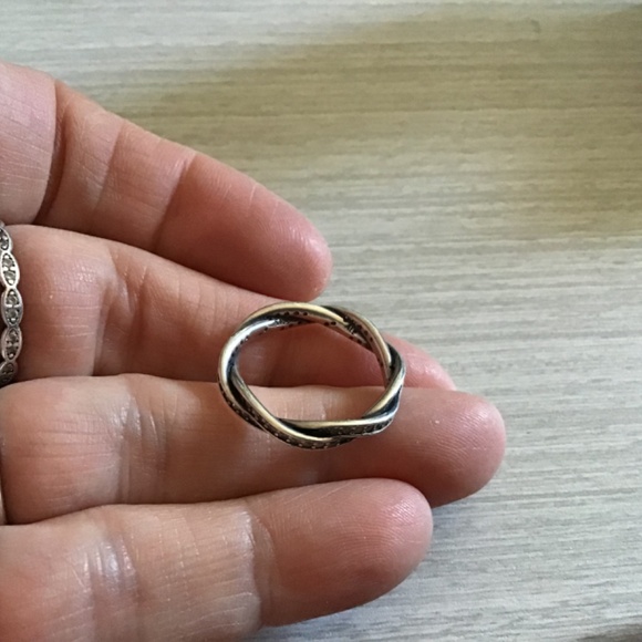 Pandora Sparkling Twisted Lines ring size US 8.5 - Picture 3 of 4